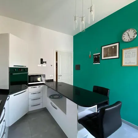 La Casa Di Betty דירה סלסומאג'יורה טרמה